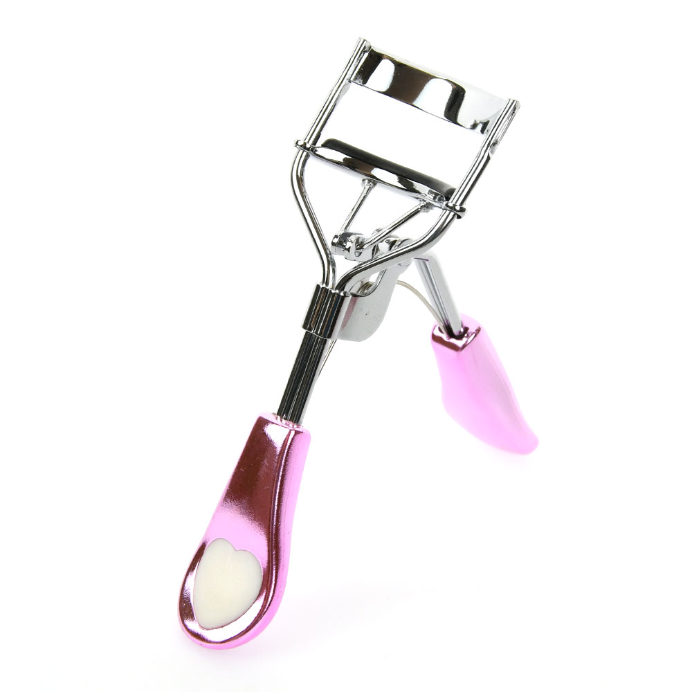 Rizador de pestañas con mango de corazón rosa con peine incorporado
